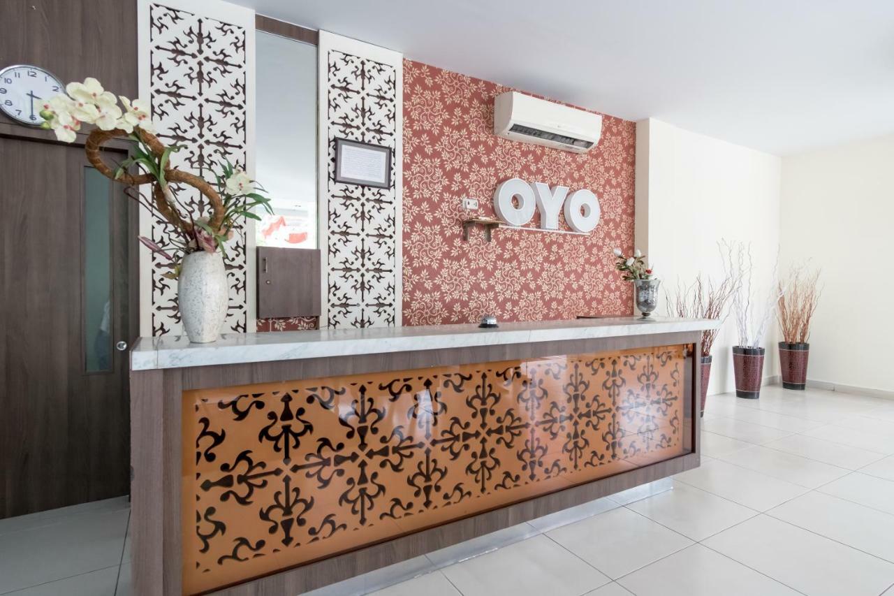 Oyo Flagship 1348 Hotel Home Anaya Medan Extérieur photo