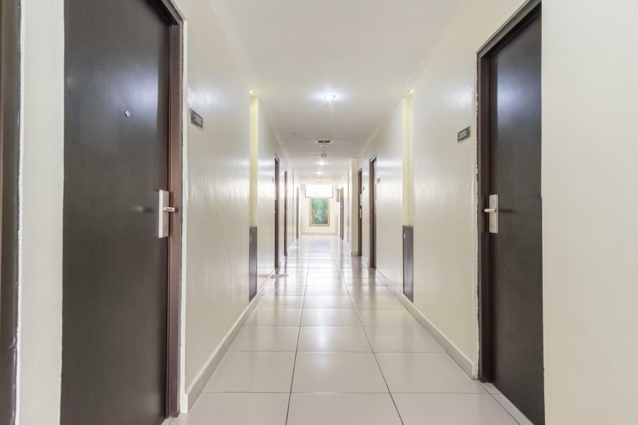 Oyo Flagship 1348 Hotel Home Anaya Medan Extérieur photo
