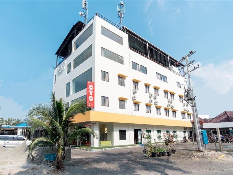 Oyo Flagship 1348 Hotel Home Anaya Medan Extérieur photo